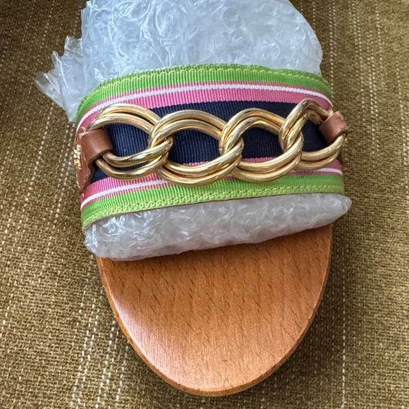 Juicy Couture Wooden Heel Mules with Gold Chain - Picture 7 of 12